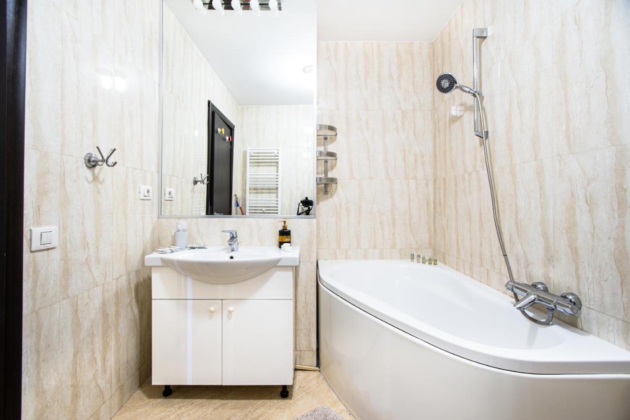 Garden Oasis Studio Bucureşti Ngoại thất bức ảnh